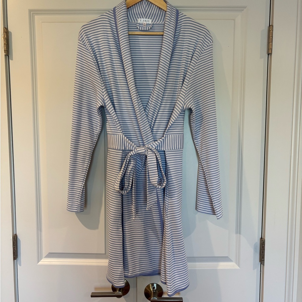 NWOT LAKE Pima Robe - Picture 3 of 4
